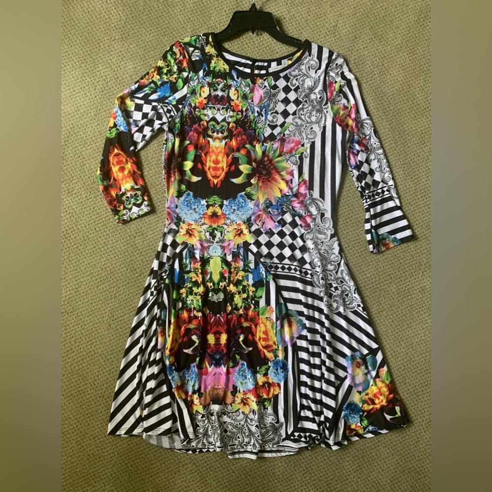 Dress: knee length Mesmerize!